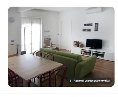 TV o dispositivi per l'intrattenimento presso Appartamento moderno e comodissimo a Sestri Levante