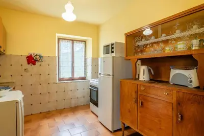 Cucina o angolo cottura di Casa con giardino da Toni