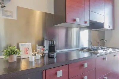 Cucina o angolo cottura di The Purple House between Modena and the Ferrari Museum