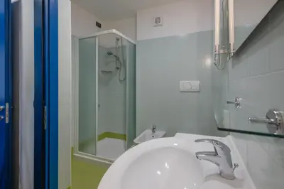 Bagno di Romeo e Giulietta Residenze check-in presso Hotel Toscanini