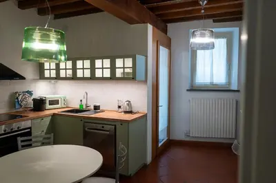 Cucina o angolo cottura di La Rocchetta - in centro storico Parma
