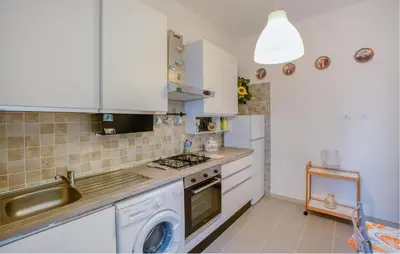Cucina o angolo cottura di Gorgeous Apartment In Chiavari With Wifi