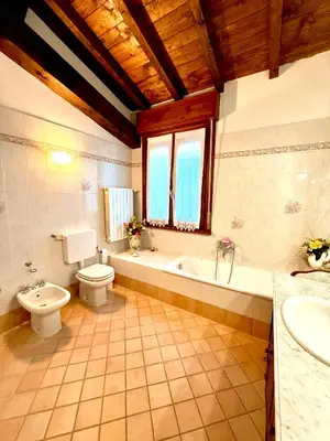 Bagno di Villa Lilly - 20 min da Maranello
