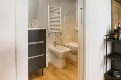Bagno di Monolocale San Pietro centro storico di Reggio Emilia