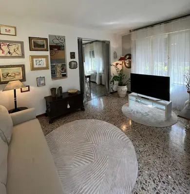Area soggiorno di Homecoming apartment