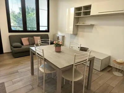 Area soggiorno di Apartment near the Ferrari Museum, Wi-Fi, fully equipped kitchen, Free street parking