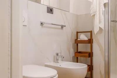 Bagno di Dimora d'Autore - Timeless Elegance in Modena