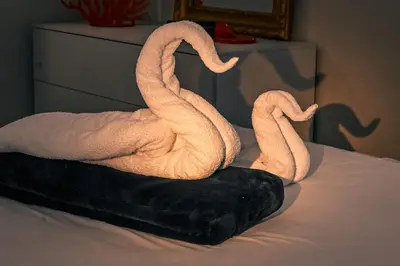 Letto o letti in una camera di Heart of Piacenza Luxury Apt, 100m Piazza Cavalli