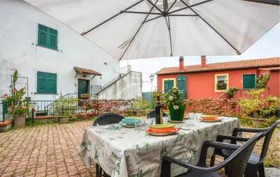 Giardino di 1 Bedroom Stunning Apartment In Masso