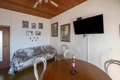 TV o dispositivi per l'intrattenimento presso 322 - Creuza de Ma' - Relax e Terrazza con vista sul mare di Moneglia