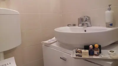 Bagno di Cinque Terre Tra Il Filo Di Arianna