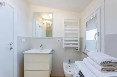 Bagno di Corso Adriano 13 - La Torre