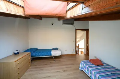 Letto o letti in una camera di Defstero Asteri