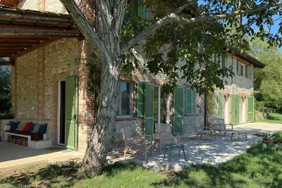 Giardino di Villa Poggio Castellaro by Boutique in the heart of Italy's Food Valley Emilia-Romagna