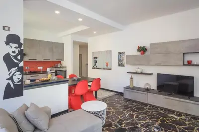 Cucina o angolo cottura di Casa celine moderna, relax, comoda alle spiagge e negozi