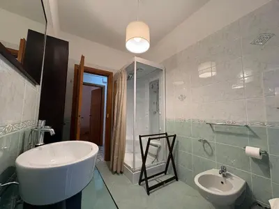 Bagno di Casa Mimosa a 2 Passi dal Mare con Garage