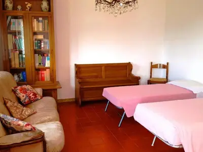 Area soggiorno di Holiday Home Panoramahaus zwischen den Cinque Terre und Portofino by Interhome