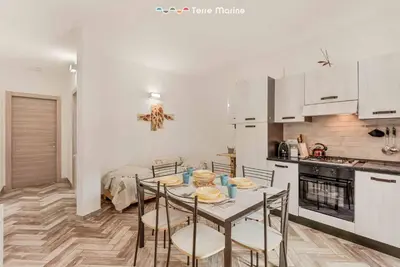 Cucina o angolo cottura di La Corte dei ValEmi 1-4, TerreMarine