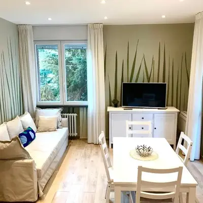Modern 90sqm Apt - Ideal Base for Parma & Modena