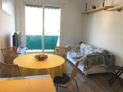 Area soggiorno di Apartment Casa Miki by Interhome