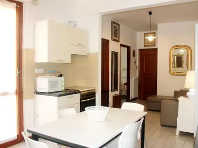 Cucina o angolo cottura di Apartment Sehr zentral mit Parkmöglichkeit by Interhome