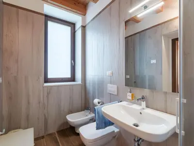 Bagno di Apartment Zweizimmerwohnung mit Doppelbett und zwei Schlafsofas by Interhome