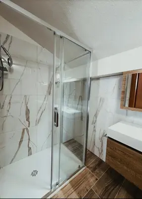 Bagno di Foresteria Liros 2