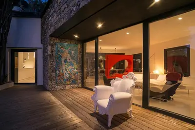 Area soggiorno di Casa Rufo Ligurian home with infinity pool