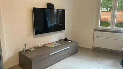 TV o dispositivi per l'intrattenimento presso Casa Conchiglia 6 ospiti 10 min mare e centro