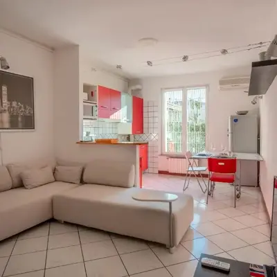 GuestHost - Cozy Flat Close to the Center
