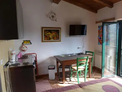TV o dispositivi per l'intrattenimento presso Apartment Mini-Appartement Casa Colombana mit Panoramablick by Interhome