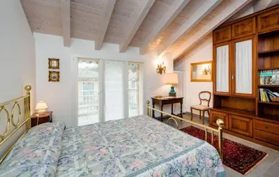 Letto o letti in una camera di Awesome Apartment In Casarza Ligure With Wifi