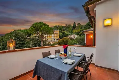 Balcone o terrazza di Rapallo Center Near the Sea With Terrace Free Parking AC WiFi