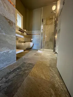 Bagno di Design & comfort Apartment in the very centre of Rubiera