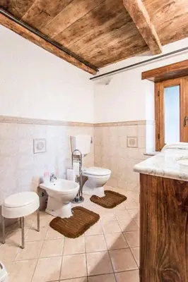 Bagno di Agriturismo La Calamaia