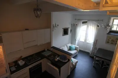 Cucina o angolo cottura di 5 Lands Yellow Cottage
