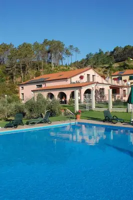 Piscina di Hotel La Rossola Resort & Natura Bonassola la Porta delle 5 Terre o nelle vicinanze