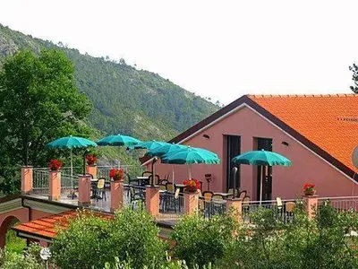 Paesaggio naturale nelle vicinanze of country house