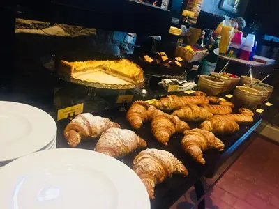 Cibo presso la locanda o nelle vicinanze