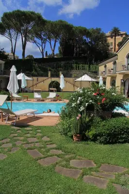 Piscina di Villa Agnese o nelle vicinanze
