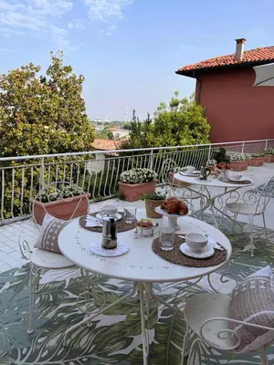 Balcone o terrazza di Villa House and Garden B&B