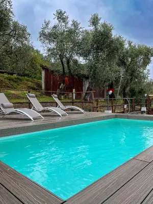 Piscina di Fior d'olivo - Villa con piscina privata a pochi minuti dal centro di Sestri Levante, mare e spiaggie o nelle vicinanze