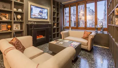 TV o dispositivi per l'intrattenimento presso Grande Albergo Roma