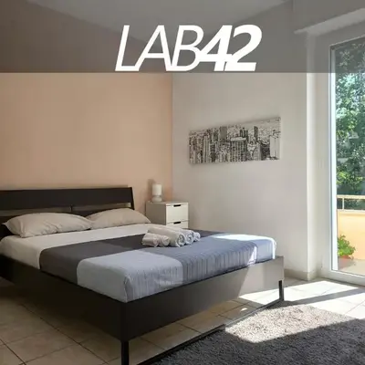 LAB42 City & San Matteo Apartment - 2 Bedrooms