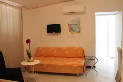 TV o dispositivi per l'intrattenimento presso Marianna Quiet Rooms