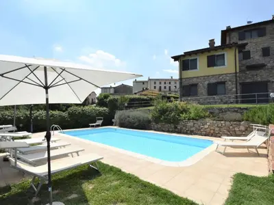Piscina di Holiday Home La Corte Bricca - Casa Padronale by Interhome o nelle vicinanze