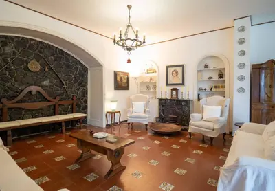 Area soggiorno di Villa Tanca With AC, Terrace and Views