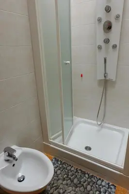 Bagno di Monolocale vicino Milano CIR 00014