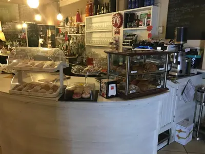 Cibo presso l'hotel o nelle vicinanze