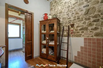 Planimetria di L'Occhio di Santa Lucia, Terre Marine